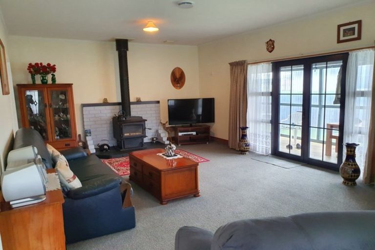Photo of property in 6 Manawatu Street, Dobson, Greymouth, 7805
