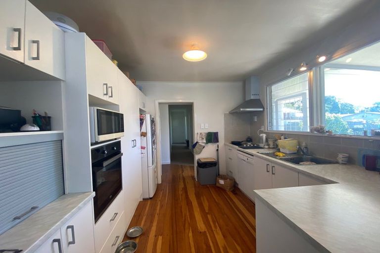 Photo of property in 28 Queenwood Avenue, Queenwood, Hamilton, 3210