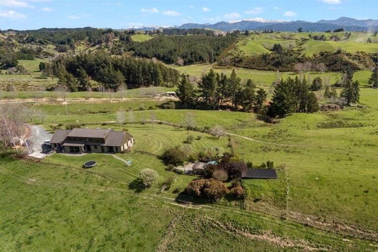 Photo of property in 235 Supplejack Valley Road, Upper Moutere, 7173