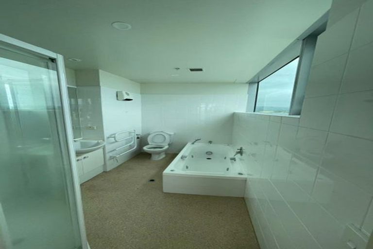 Photo of property in The Links, 15/378-382 Kapiti Road, Paraparaumu Beach, Paraparaumu, 5032