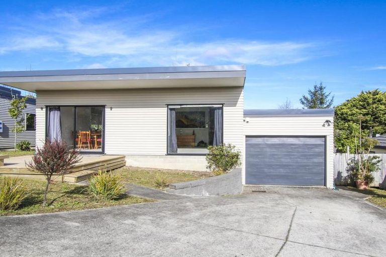 Photo of property in 48a Routley Drive, Glen Eden, Auckland, 0602