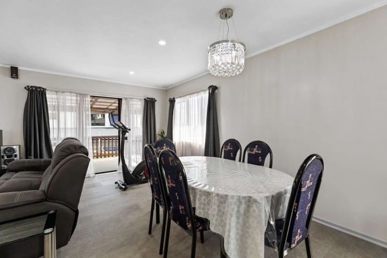 Photo of property in 5 Kepler Place, Clover Park, Auckland, 2019