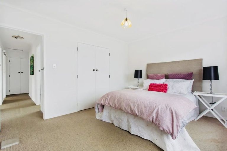 Photo of property in 116 Clovelly Road, Bucklands Beach, Auckland, 2012