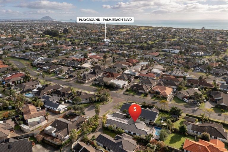 Photo of property in 5 Piha Close, Papamoa Beach, Papamoa, 3118