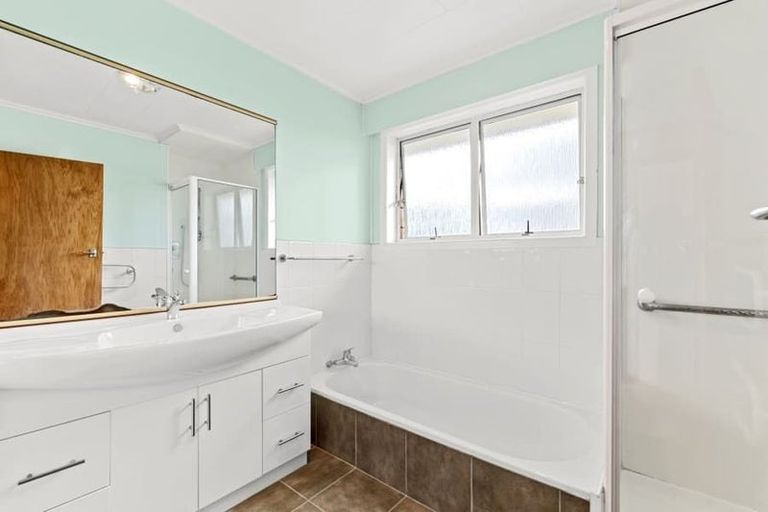 Photo of property in 34 Ngaio Street, Strandon, New Plymouth, 4312