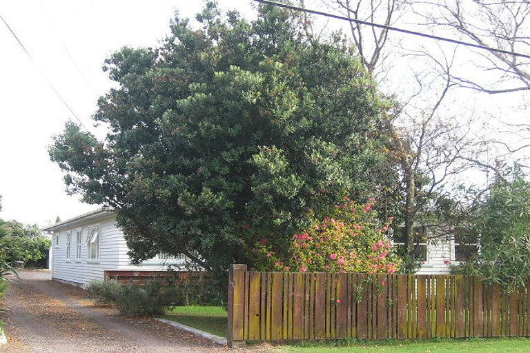 Photo of property in 10 Coleman Street, Paraparaumu, 5032