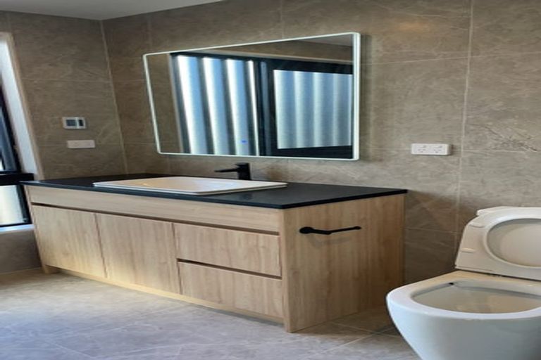 Photo of property in 5b Lomond Street, Takapuna, Auckland, 0622