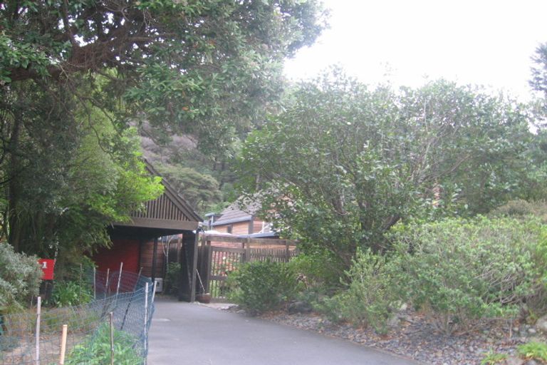 Photo of property in 61 Cheviot Road, Lowry Bay, Lower Hutt, 5013