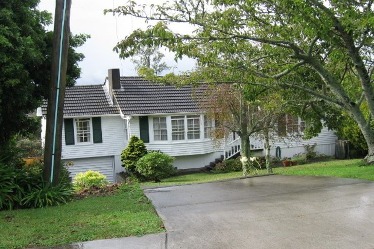 Photo of property in 18 Greenhill Crescent, Pakuranga, Auckland, 2010