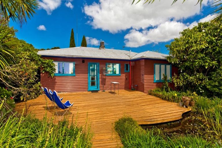 Photo of property in 42 Ngataringa Road, Devonport, Auckland, 0624