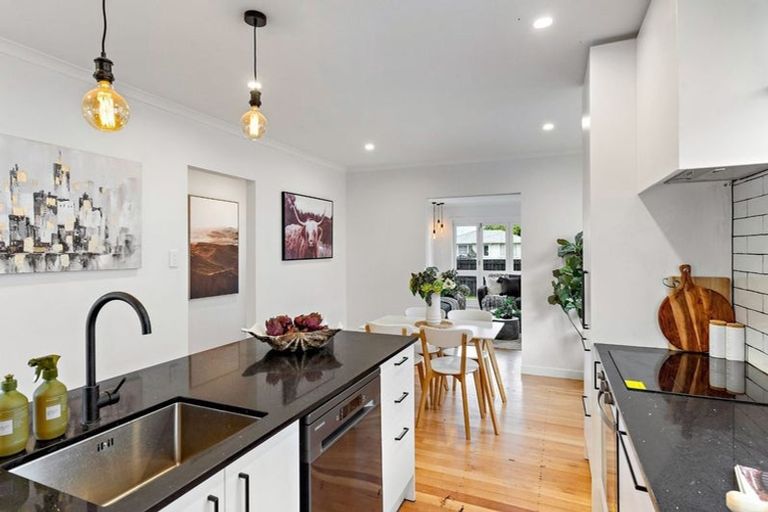 Photo of property in 2 Windsor Street, Solway, Masterton, 5810