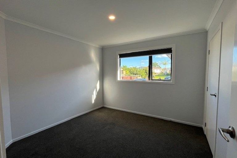 Photo of property in 10 Blanche Way, Half Moon Bay, Auckland, 2012