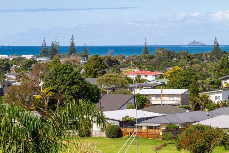 Photo of property in 22 The Crescent, Waihi Beach, 3611