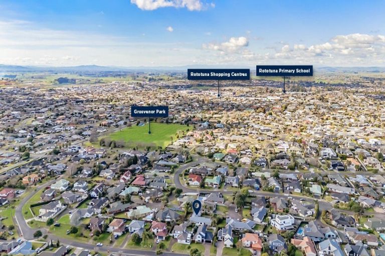 Photo of property in 6 Merivale Court, Rototuna, Hamilton, 3210