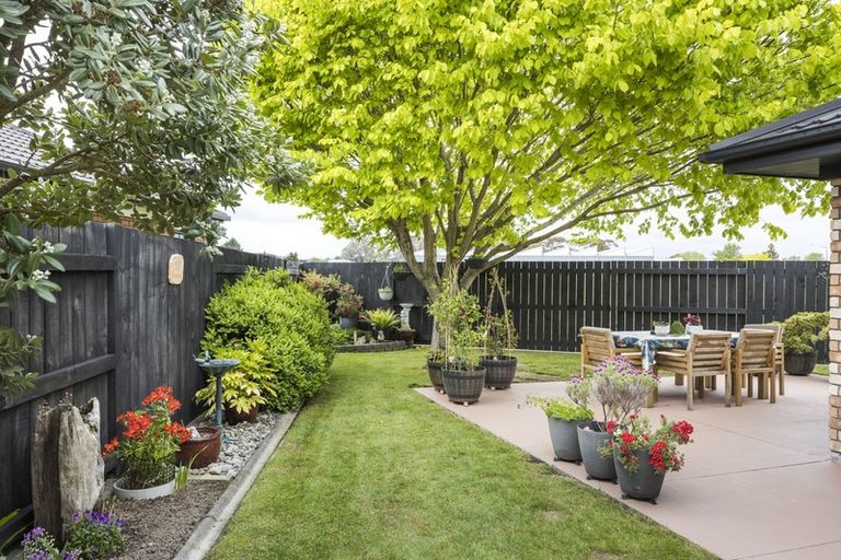 Photo of property in 2 Henley Court, Highbury, Palmerston North, 4412