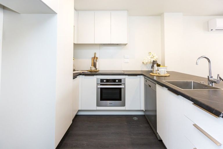 Photo of property in 1115a High Street, Taita, Lower Hutt, 5011