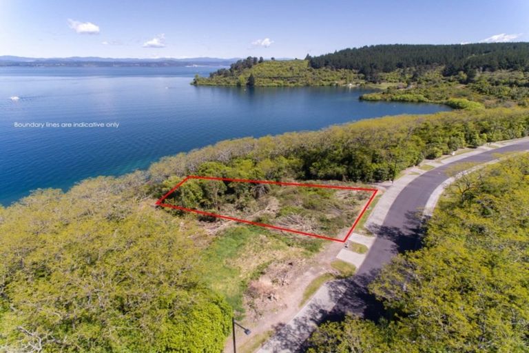 Photo of property in 71 Parawera Drive, Acacia Bay, Taupo, 3330