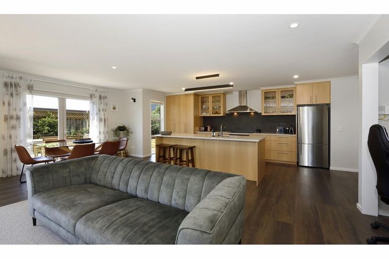 Photo of property in 27 Daelyn Drive, Richmond, 7020