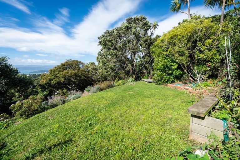 Photo of property in 113 Creswick Terrace, Northland, Wellington, 6012