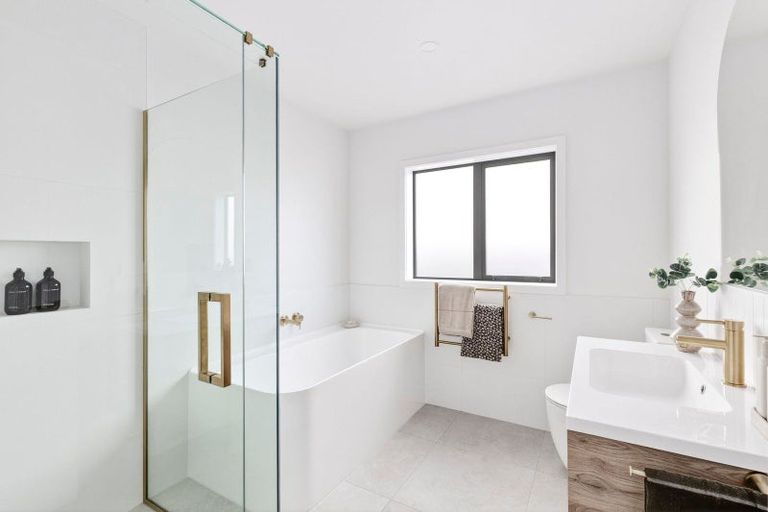 Photo of property in 4 Whakahaumako Road, Leamington, 3495