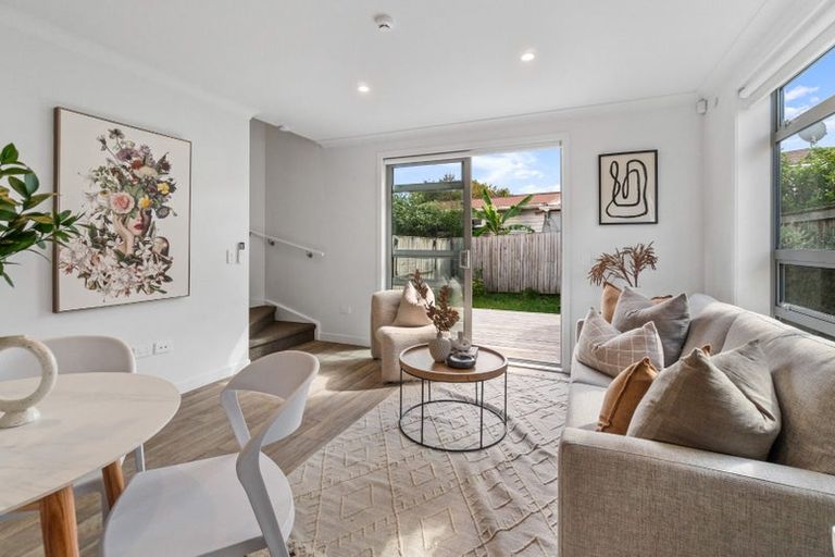 Photo of property in 8a Totara Road, Manurewa, Auckland, 2102