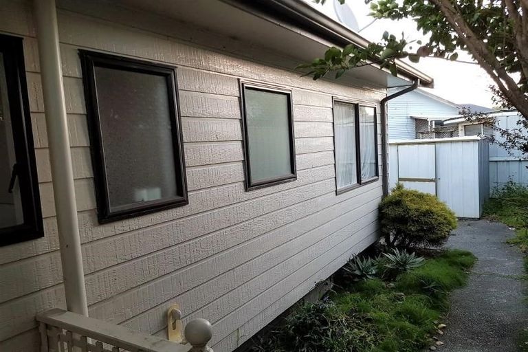 Photo of property in 21a Dahlstrom Grove, Kelvin Grove, Palmerston North, 4414