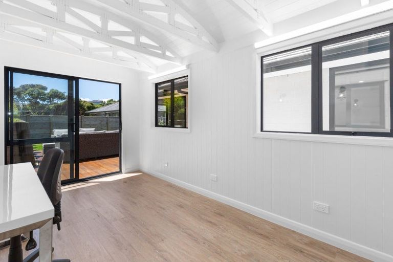 Photo of property in 6 Martingale Drive, Whitby, Porirua, 5024