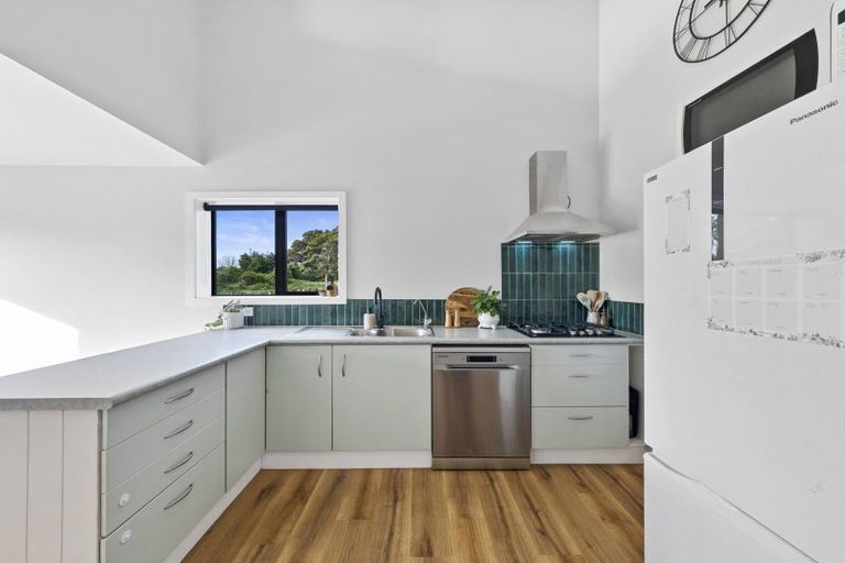 Photo of property in 58 Kidd Road, Waiuku, 2682