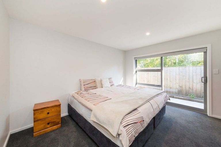 Photo of property in 5a Woodstock Place, Hokowhitu, Palmerston North, 4410