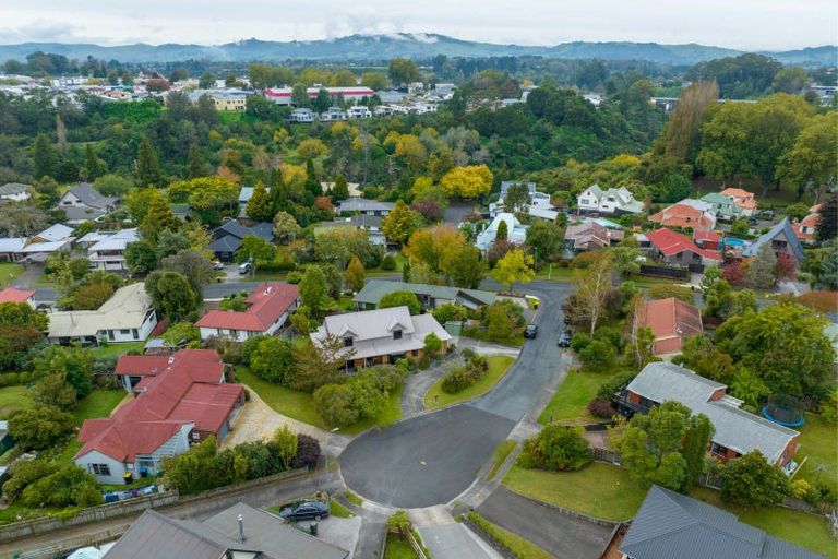 Photo of property in 2 Drayton Place, Leamington, Cambridge, 3432