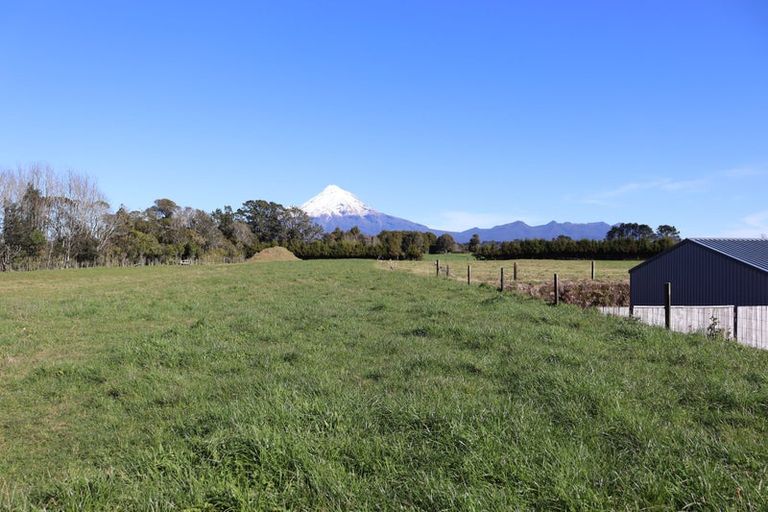 Photo of property in 1758 Mountain Road, Inglewood, 4386