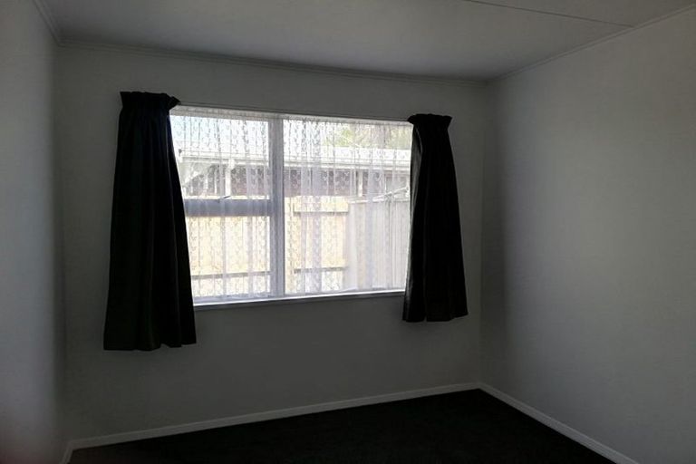 Photo of property in 2/175 Park Road, West End, Palmerston North, 4410