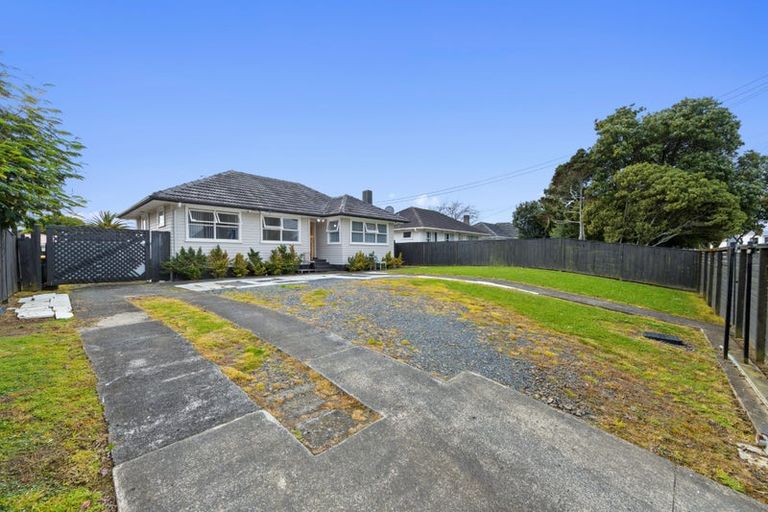 Photo of property in 19 Awatere Street, Clover Park, Auckland, 2023