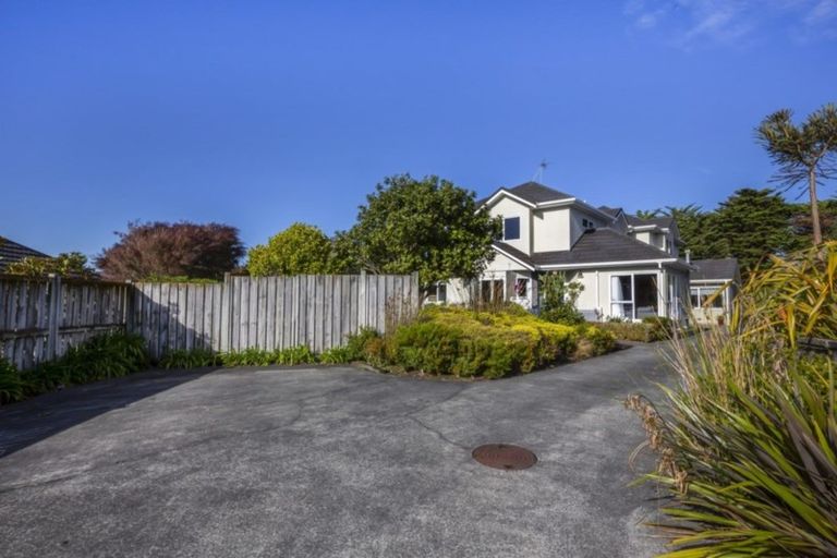 Photo of property in 13a Westridge, Camborne, Porirua, 5026