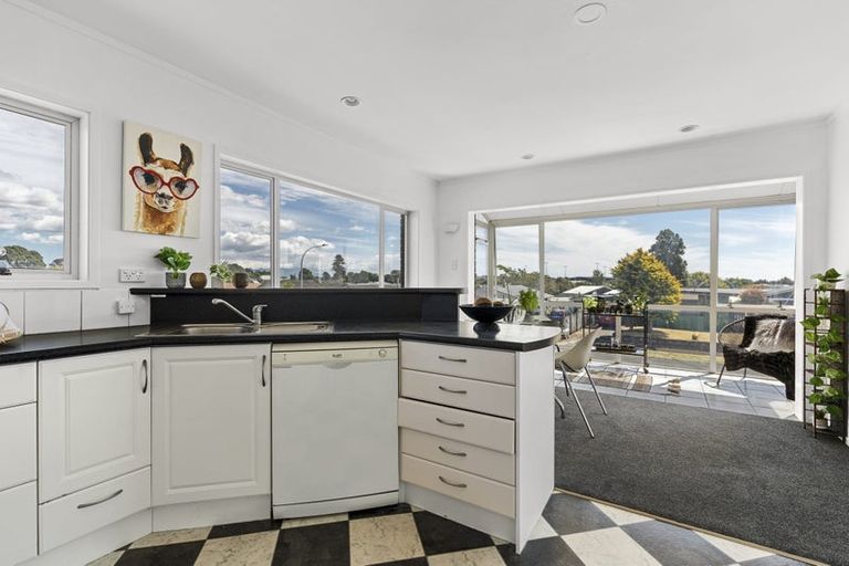 Photo of property in 3 Park Lane, Waitara, 4320
