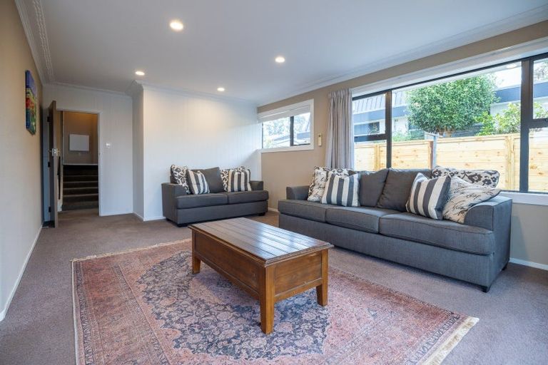 Photo of property in 6 Resthill Crescent, Glenview, Hamilton, 3206