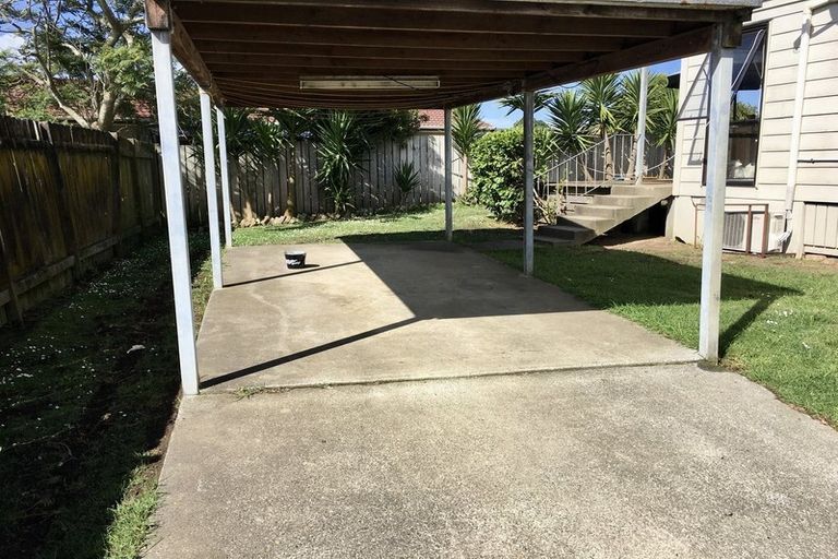 Photo of property in 1/9 Mcgreal Place, Weymouth, Auckland, 2103