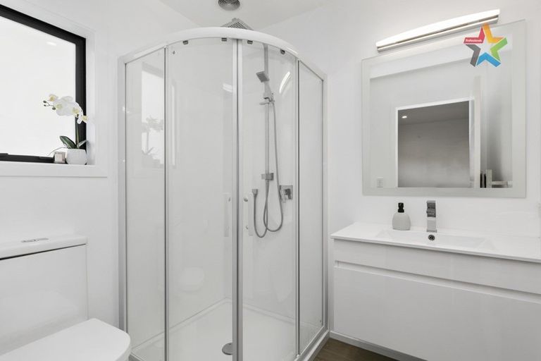 Photo of property in 8 Frankie Stevens Place, Riverstone Terraces, Upper Hutt, 5018