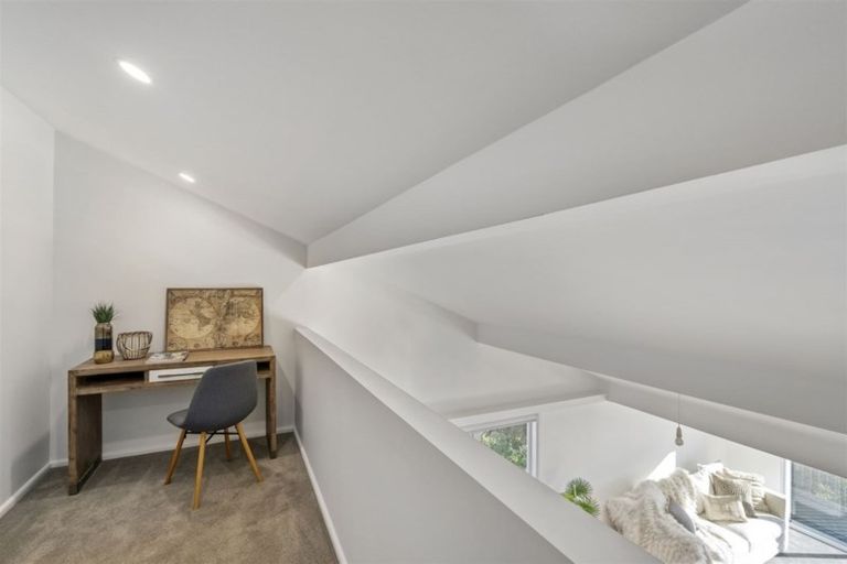 Photo of property in 249 Cannon Hill Crescent, Mount Pleasant, Christchurch, 8081