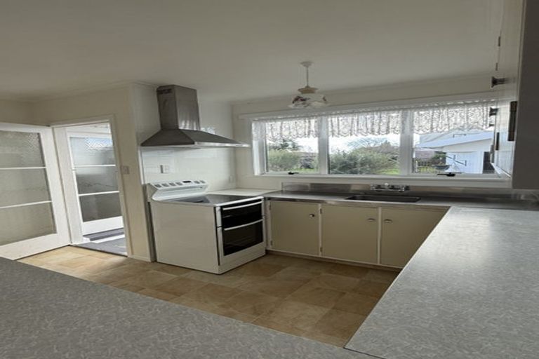 Photo of property in 22 Ngahere Street, Otumoetai, Tauranga, 3110