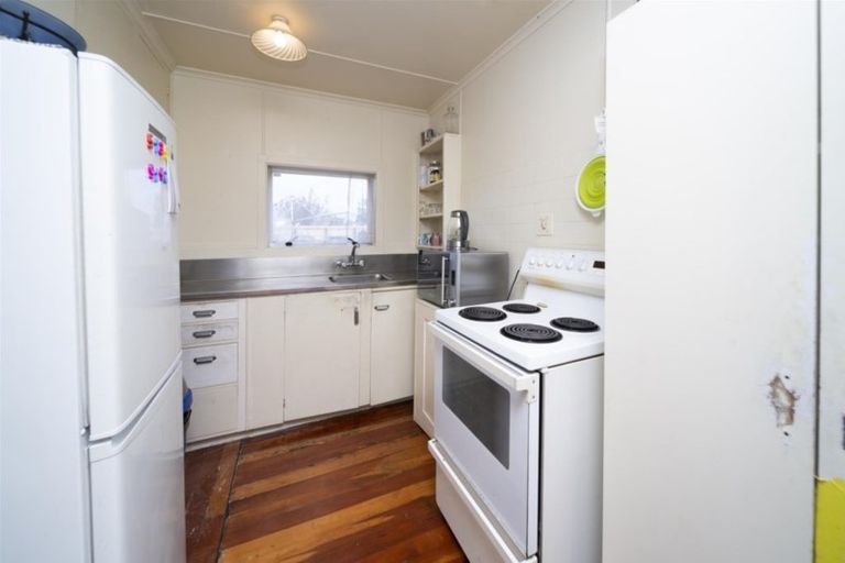 Photo of property in 371 Waihi Road, Normanby, Hawera, 4614