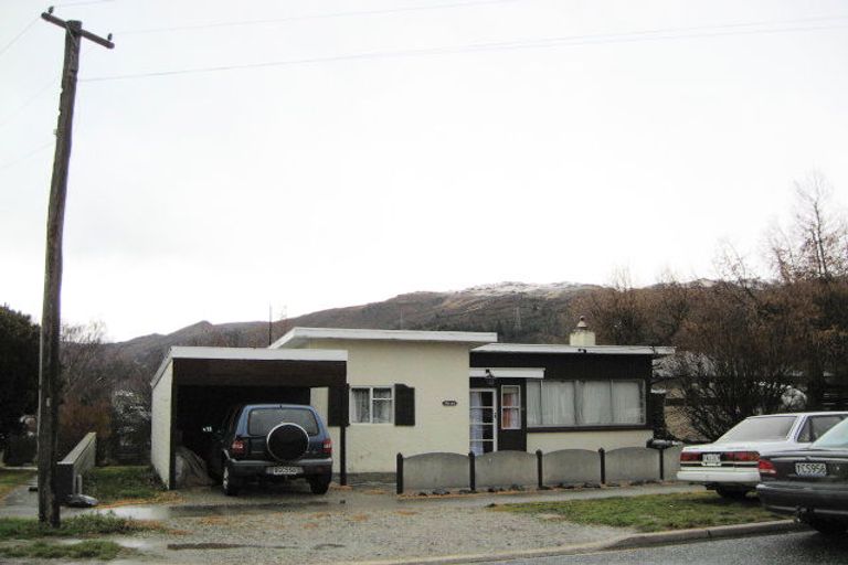 Photo of property in 35 Newcastle Street, Clyde, 9330