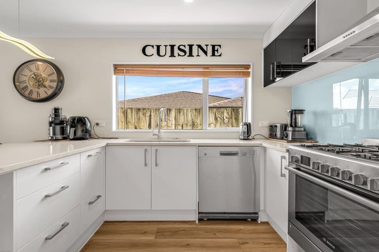 Photo of property in 21 O Ruamano Crescent, Pukekohe, 2120