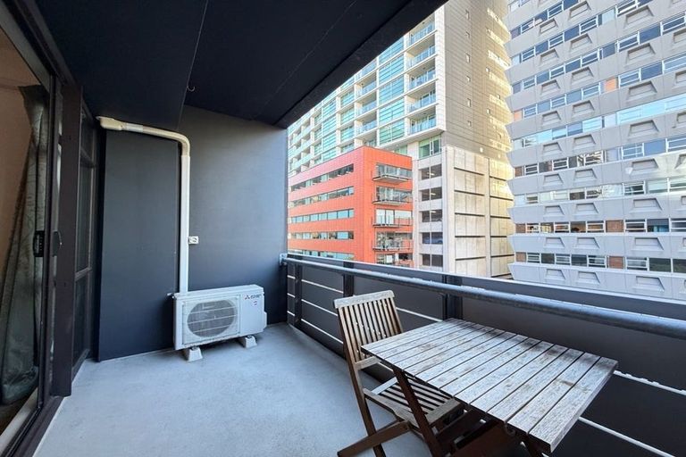 Photo of property in Gerondis Bldg Apartments, 401/60 Willis Street, Wellington Central, Wellington, 6011