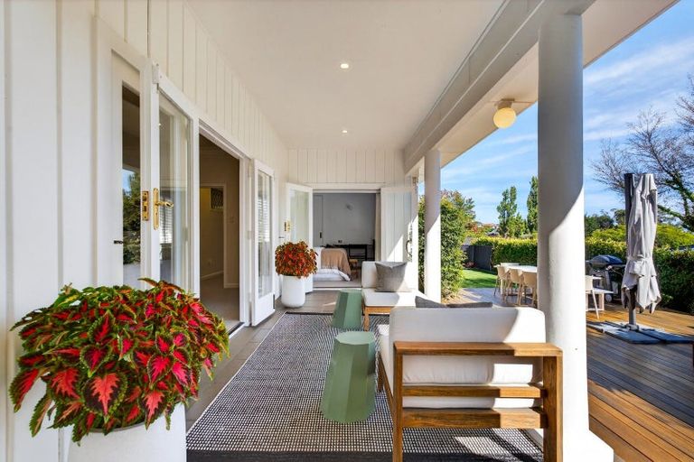 Photo of property in 22 Hunters Hill, Havelock North, 4130