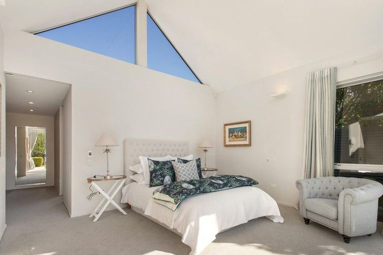 Photo of property in 23 Poynder Avenue, Merivale, Christchurch, 8014