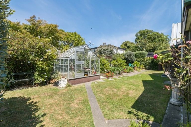 Photo of property in 52b Te Awe Awe Street, Hokowhitu, Palmerston North, 4410