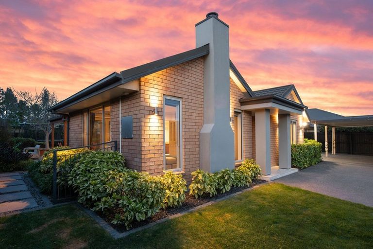 Photo of property in 27 Tremorne Avenue, Blenheim, 7201