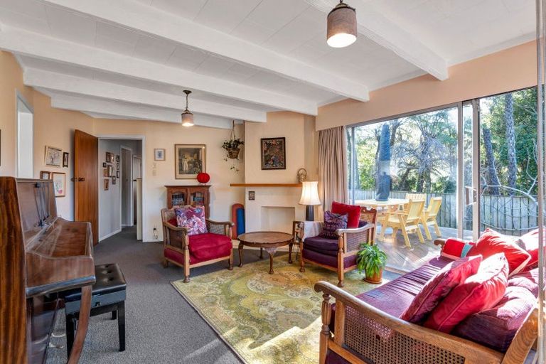 Photo of property in 5a Marina Grove, Frankleigh Park, New Plymouth, 4310