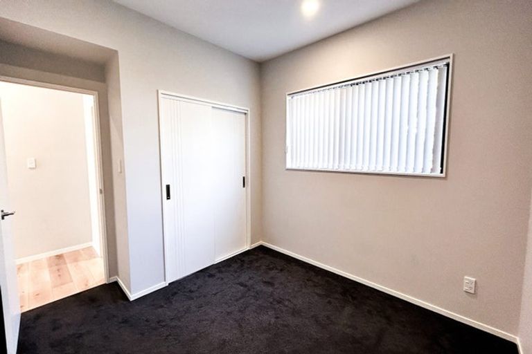 Photo of property in 24e Poinsettia Place, Henderson, Auckland, 0610